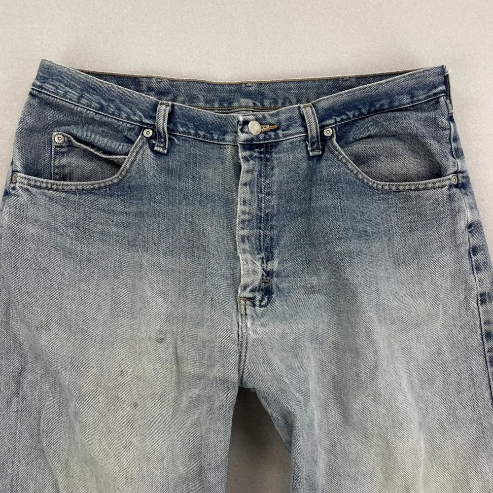 Wrangler Jeans Men's 36x32 97601VR‎ Straight Leg Faded Distressed Workwear Denim